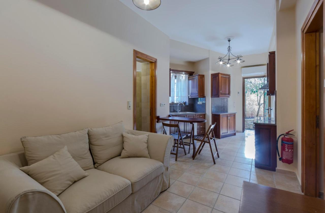 فيلا Stone House Messinia Málta المظهر الخارجي الصورة